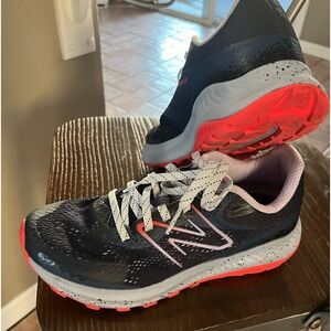 Woman’s New Balance Nitrel size 7.5